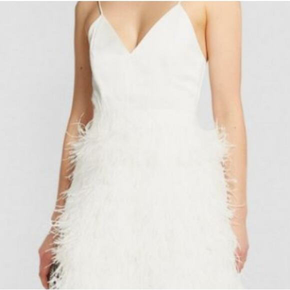 $1800 Alice + Olivia Milany Feather Mini White dress Sz 4 Small Bridal Wedding - Picture 5 of 16